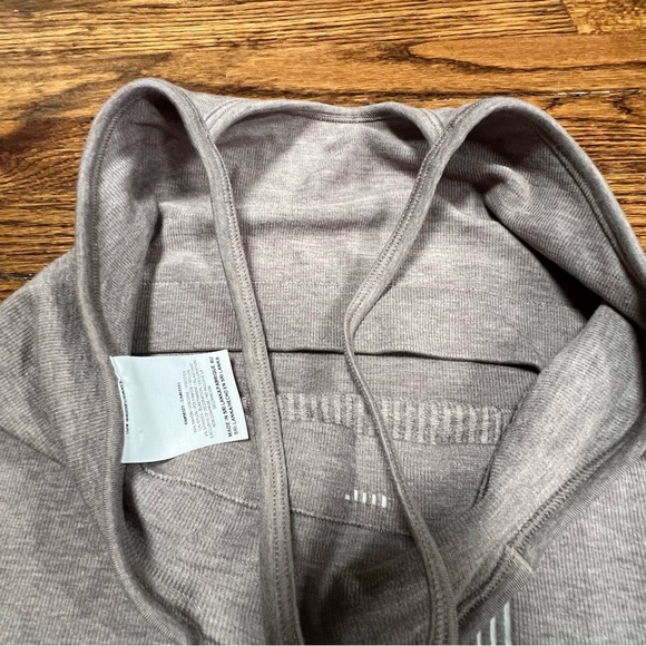 Nike Women's Large Mauve/white Tank Top light support - Picture 3 of 7